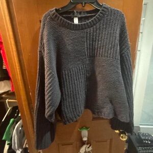 Arizona Jean Company Charcoal Gray Chunky Knit Cowl Sweater